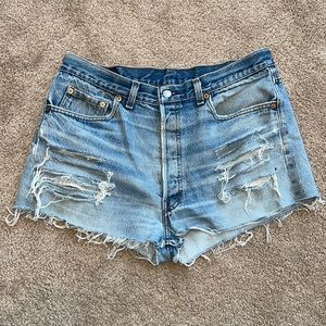 Vtg Levi’s 501 xx Denim Cut Off Shorts M